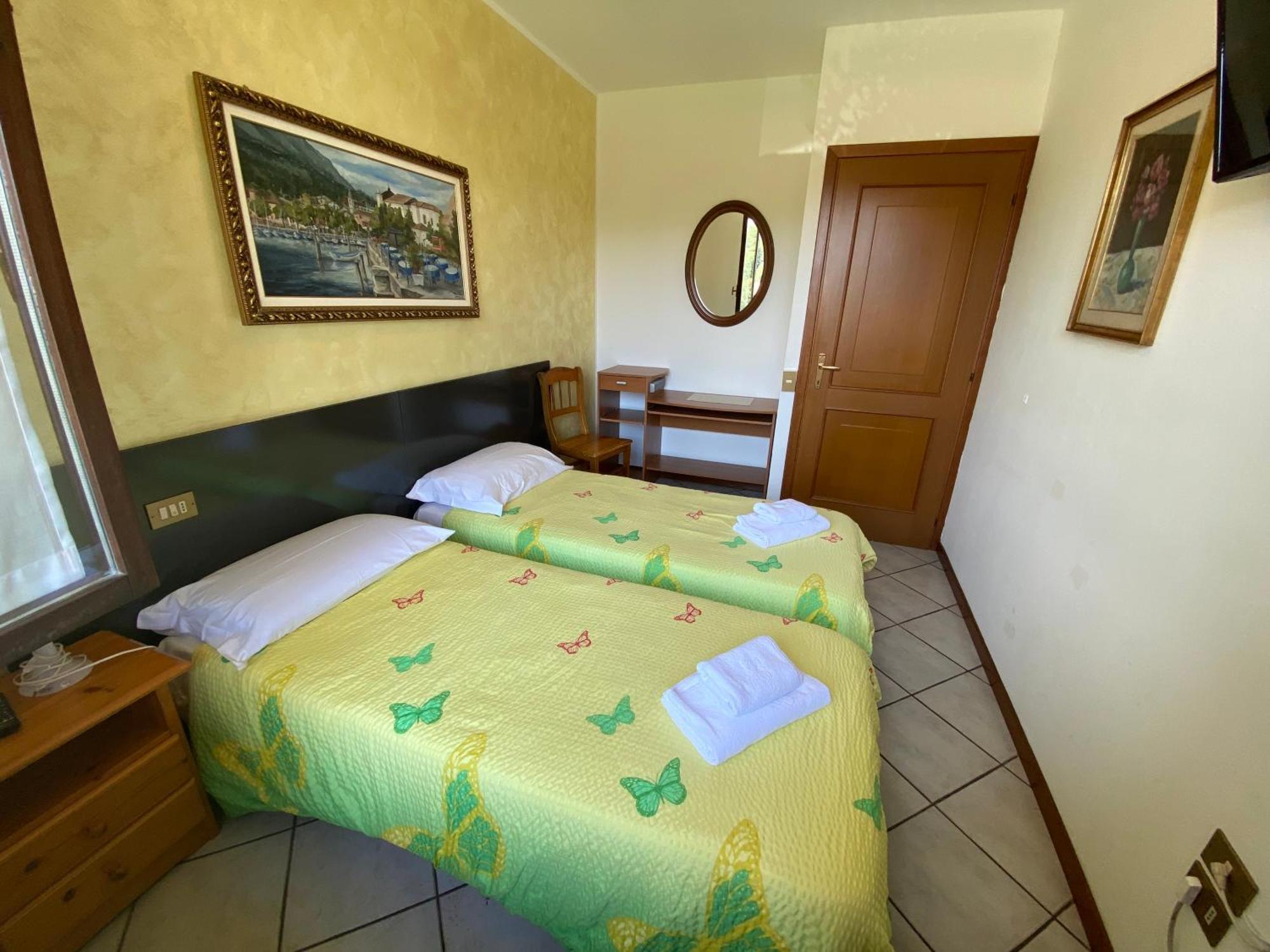 B&B Nonna Cecilia Puegnago sul Garda Exterior foto
